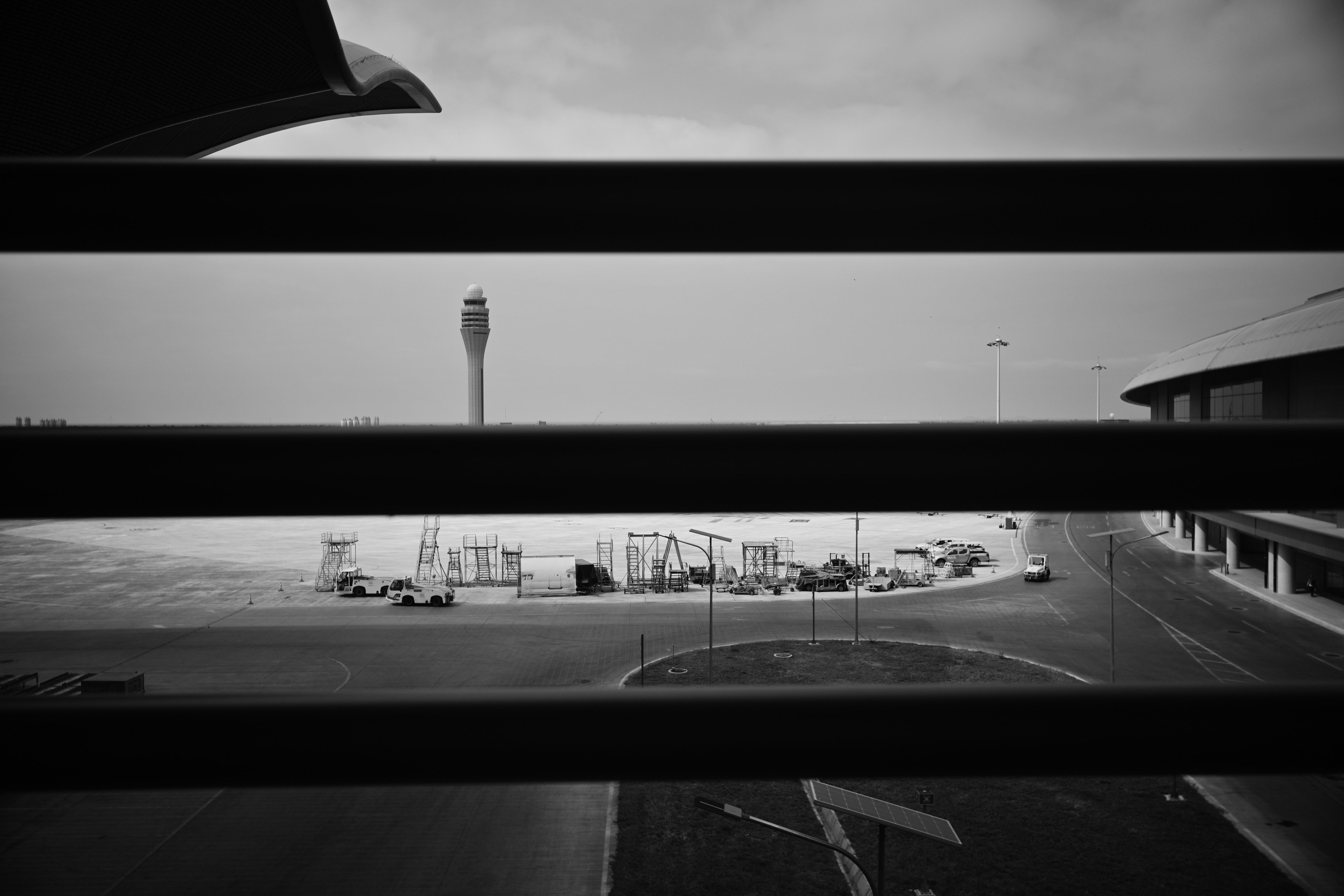 UK air traffic control system outage linked to military aircraft