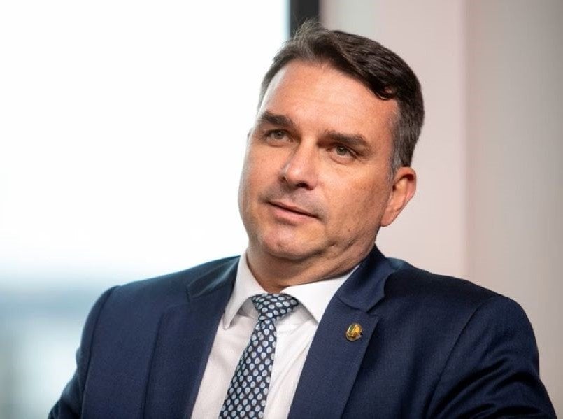 Market Prediction Flávio Bolsonaro